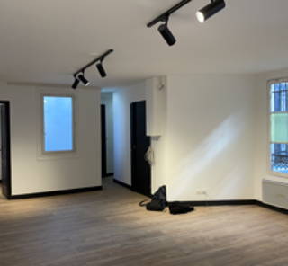 Espace indépendant 85 m² 16 postes Location bureau Rue Blondel Paris 75003 - photo 1
